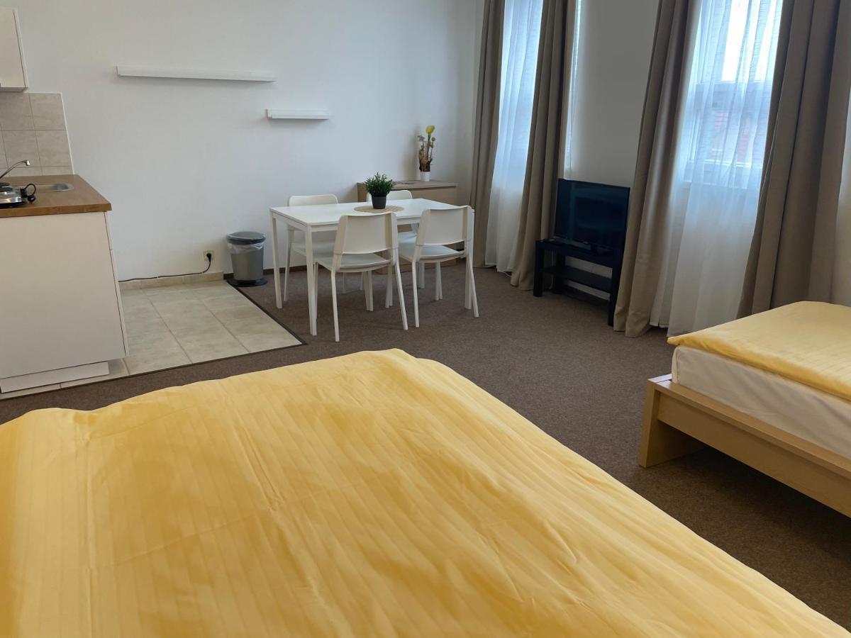 Hotel Koruna Roudnice nad Labem Extérieur photo
