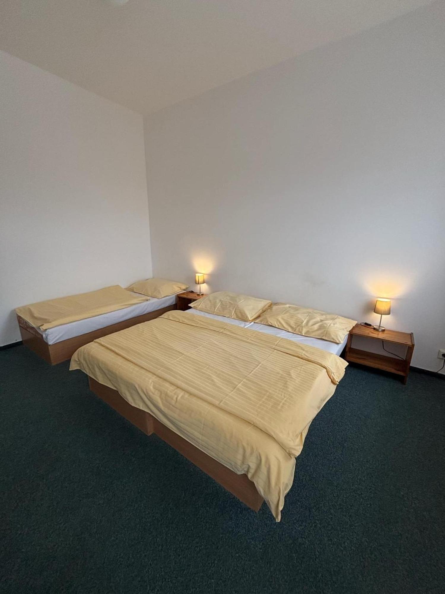 Hotel Koruna Roudnice nad Labem Extérieur photo